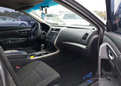 2015 Nissan Altima 2.5 S z USA, uszkodzony, nr VIN 1N4AL3AP6FC579646